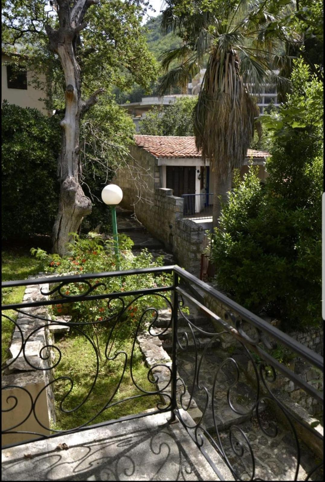 Nerina Apartment Petrovac na moru Exterior foto